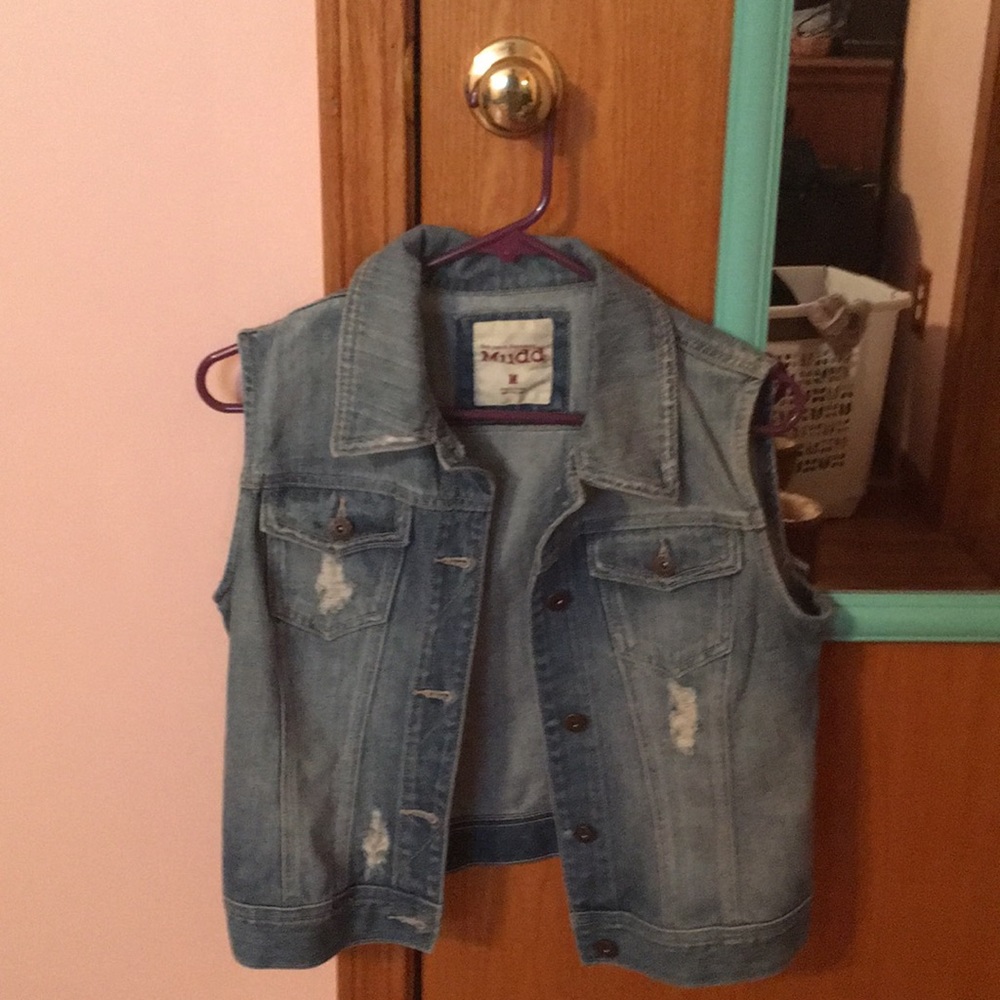 Jean Vest